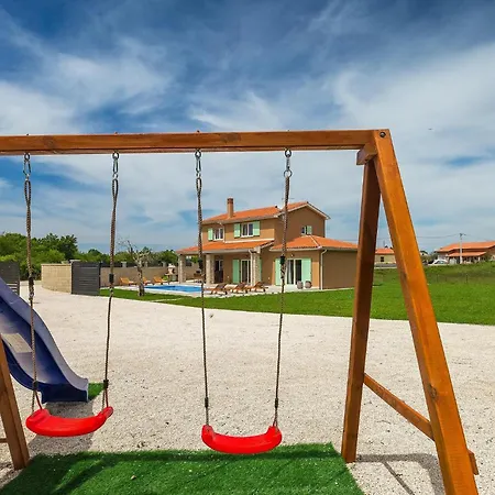 Hébergement de vacances Matea *