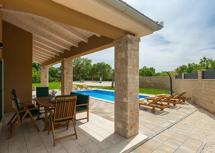 بيت للعطل Matea بولا