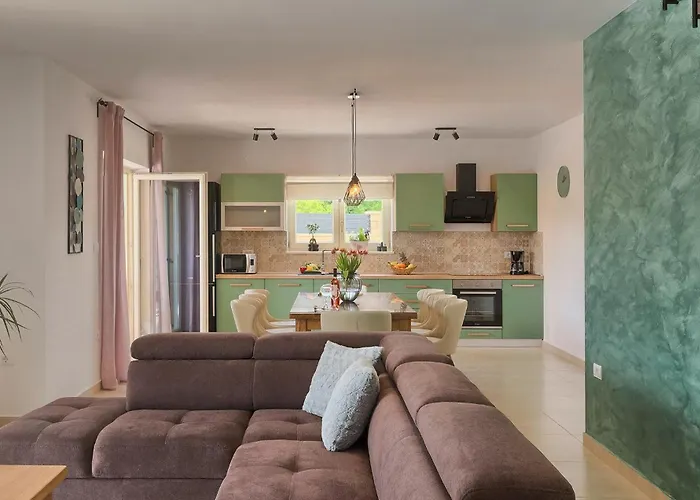 Ferienhaus Matea Pula